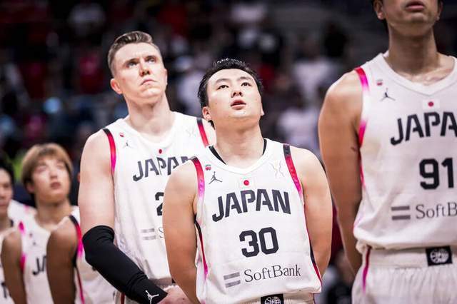 场比赛对叙, 他知道对手, 对伊朗砍