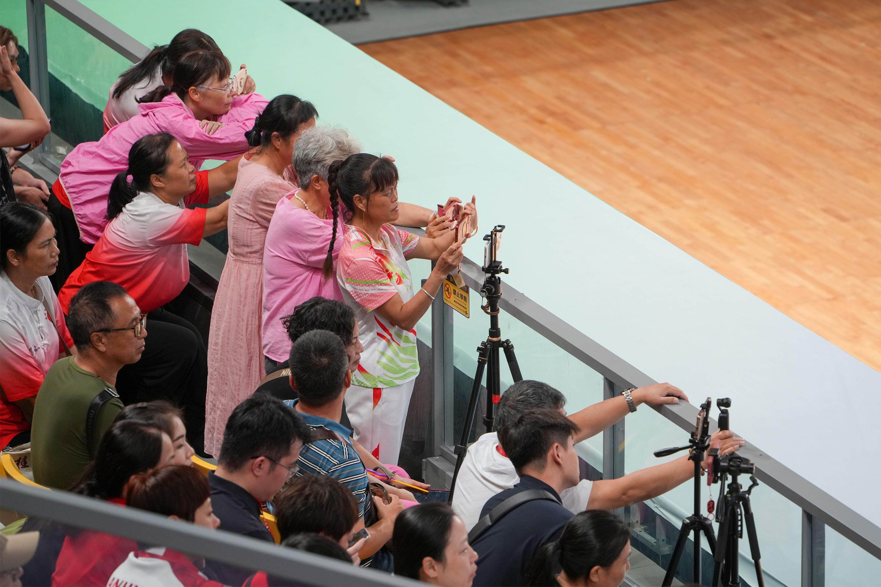 为本次群众, tenan