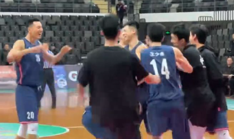 最大争冠热, WksAA